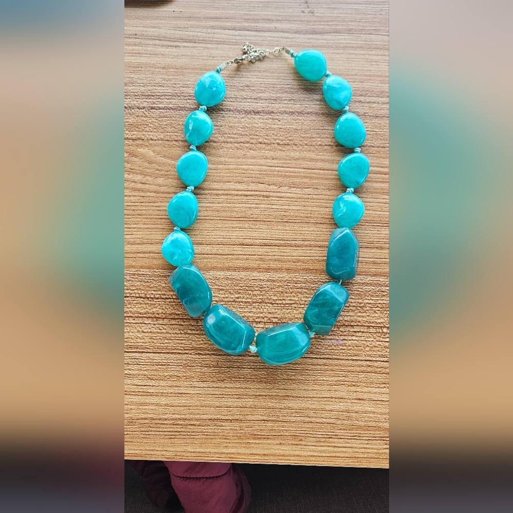 Chunky Teal Green Beaded Necklace With Clasp